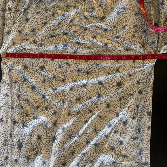 Elizabeth and James Silk Floral Star Dress - Picture 4 of 9